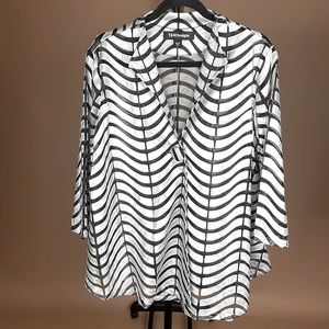 T&W Designs- Blouse Cover Large